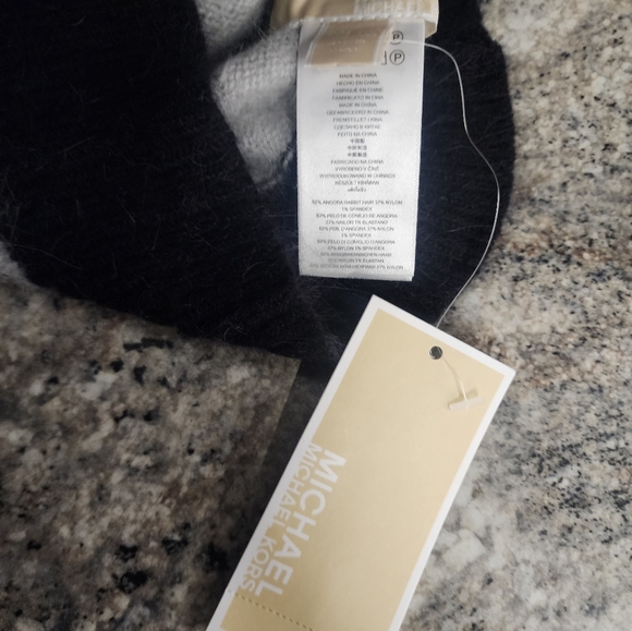 Michael Kors Angora rabbit fur winter hat in pearl heather with black trimOSFM - Picture 7 of 8